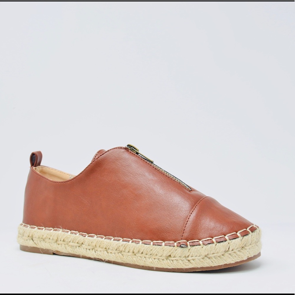 ⭐️ COGNAC SLIP-ON ESPADRILLE SNEAKER WITH ZIPPER - Picture 1 of 4